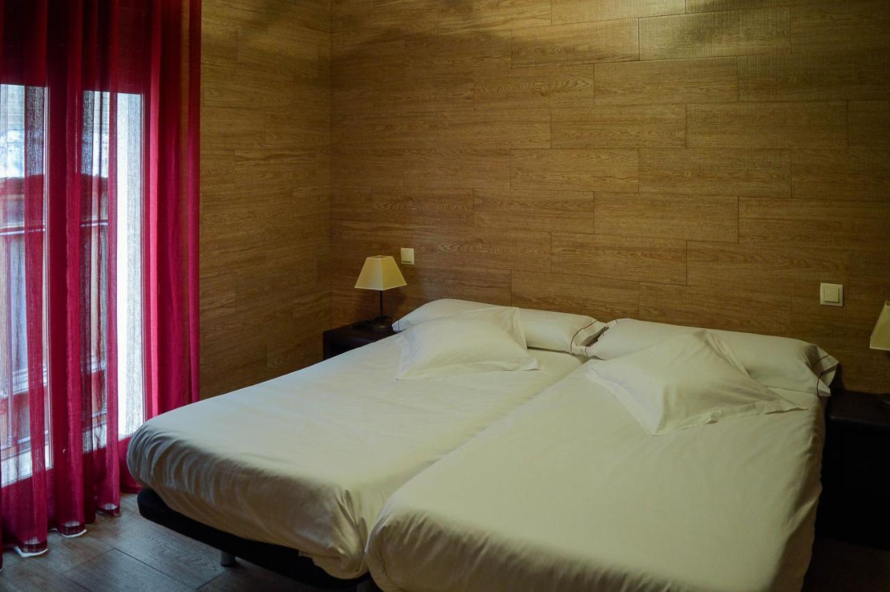 Apartamentos Turísticos Toledo Exterior foto